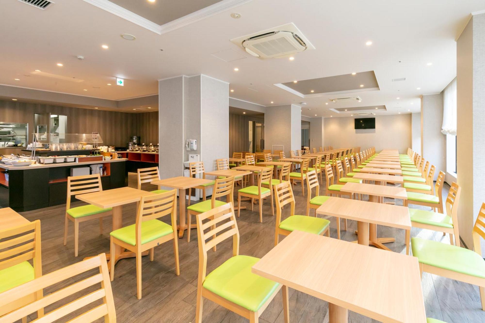 Smile Premium Susukino Hotel 3*
